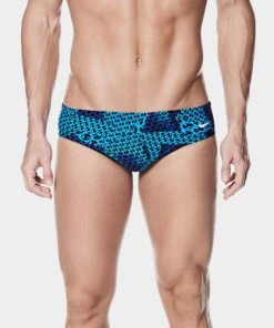 Nike Nova Spark Brief 39 Nike Nova Spark Brief