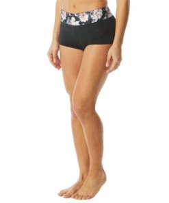 TYR Women's Della Padma Boyshort Swimwear 8 TYR Women's Della Padma Boyshort Swimwear