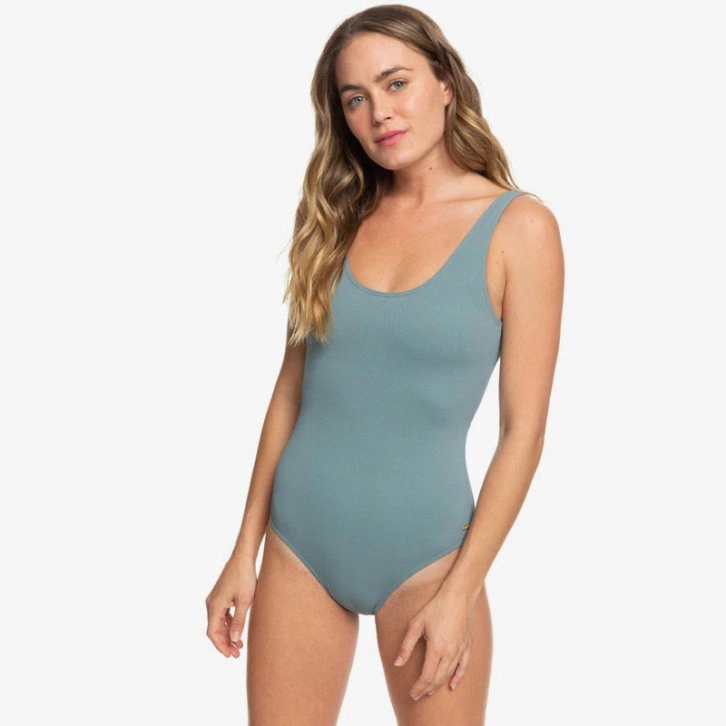Roxy Seas The Day One Piece 3 Roxy Seas The Day One Piece