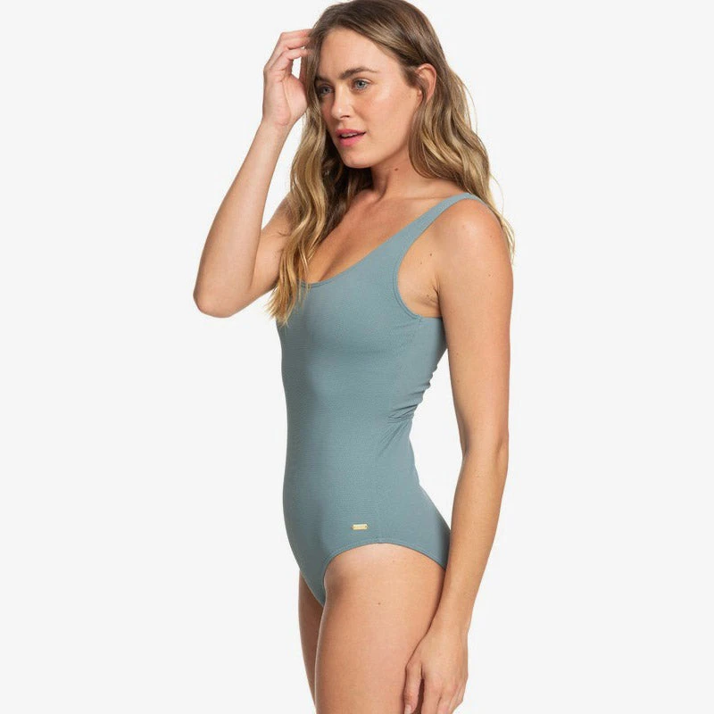 Roxy Seas The Day One Piece 4 Roxy Seas The Day One Piece